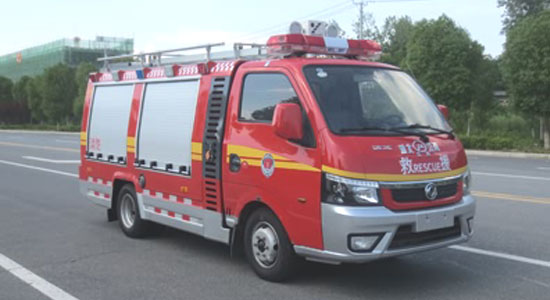 東風(fēng)小型細(xì)水霧消防車(chē)(上藍(lán)牌)