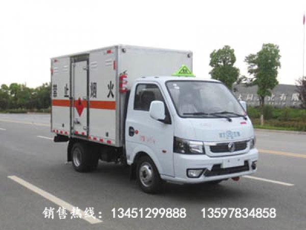 東風(fēng)途逸易燃氣體廂式運輸車(汽油國六)