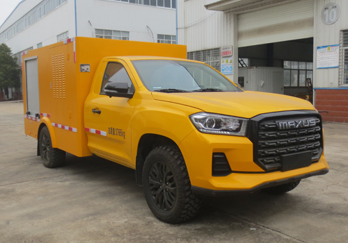 大通皮卡單排四驅(qū)大流量排水搶險車